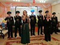 Нам 25 лет