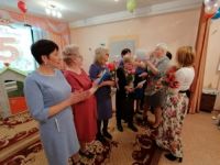 Нам 25 лет