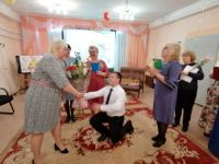 Нам 25 лет