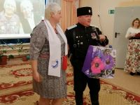 Нам 25 лет