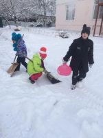 Ура, снежок!